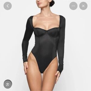 SKIMS Glissenette Bodysuit